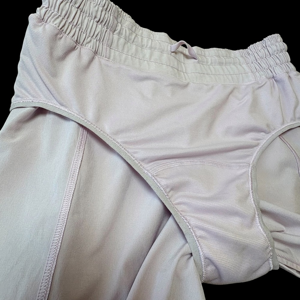 Lululemon Hotty Hot Shorts Women 4 Pink Lined Square Dot Athletic Running *flaw* - Picture 5 of 11